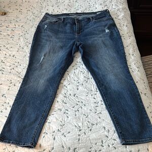 Old Navy Blue Straight Leg Jeans with Classic Denim Style